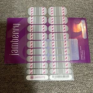 Jamberry. Feeling Festive (Matte) A684